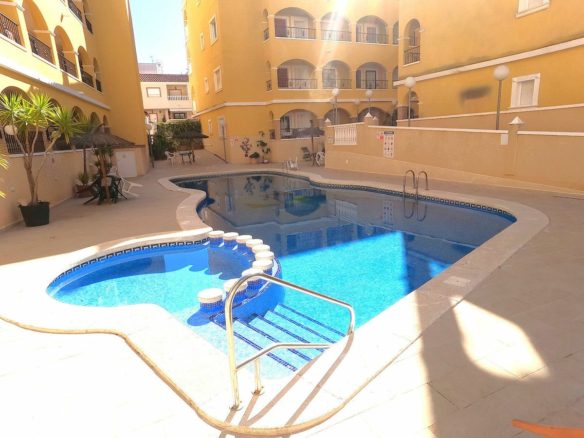 2-bedroom Apartment In Algorfa, Spain (55 M²)