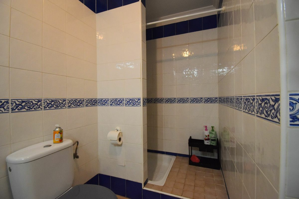 2-bedroom Apartment In Orihuela Costa, Spain (71 M²)