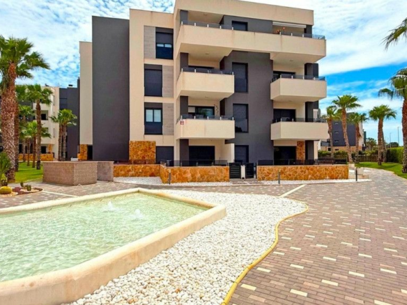 2-bedroom Apartment In Orihuela Costa, Spain (85 M²)