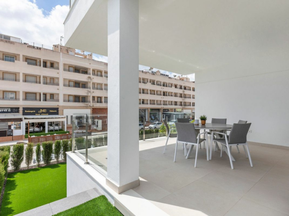2-bedroom Apartment In Orihuela, Spain (98 M²)