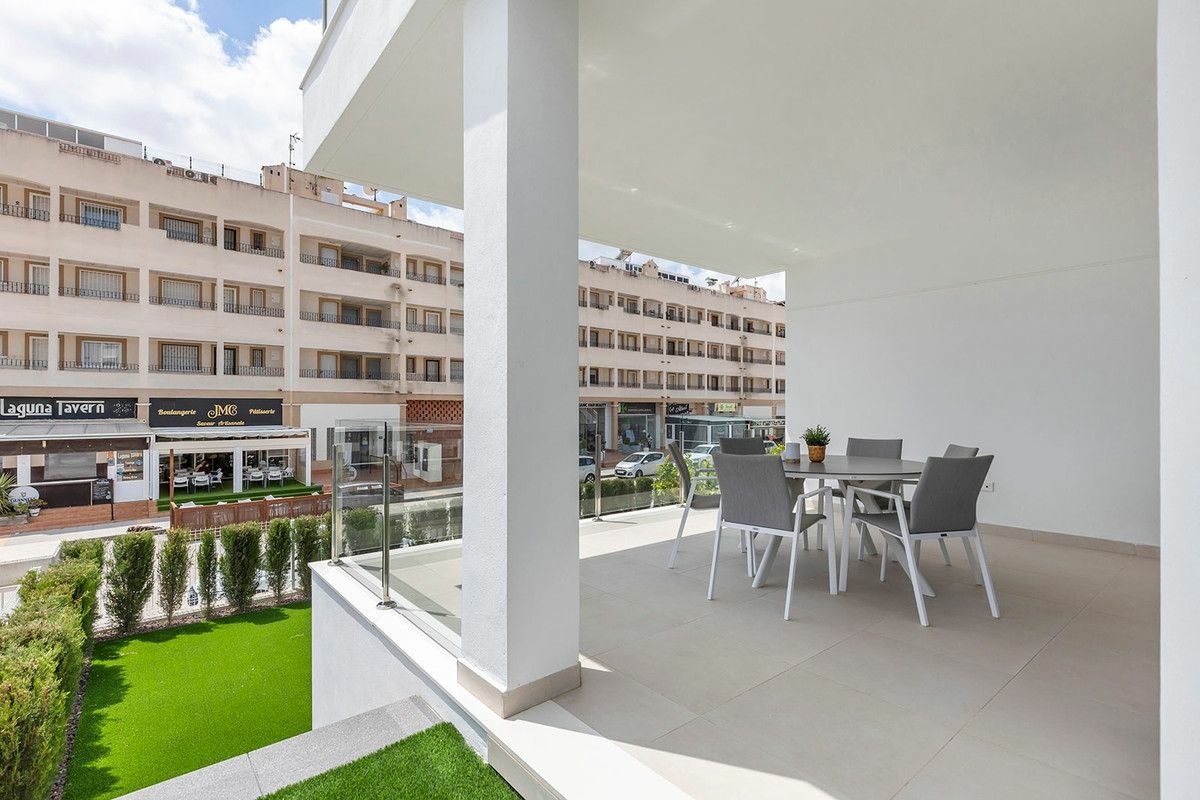 2-bedroom Apartment In Orihuela, Spain (98 M²)