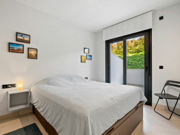 2-bedroom Apartment In Orihuela Costa, Spain (61 M²)