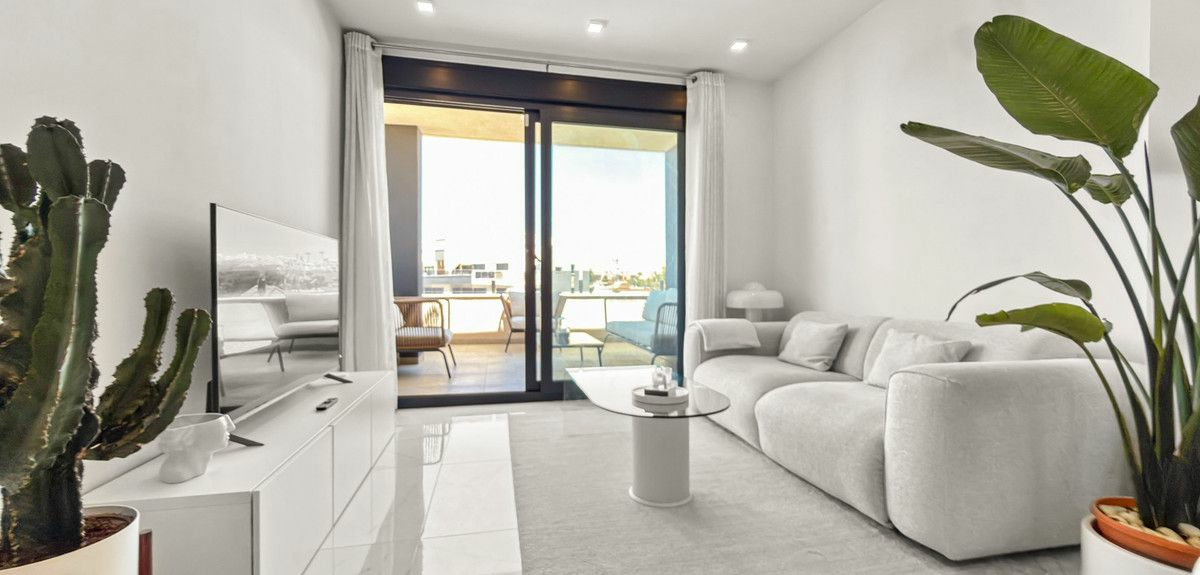 2-bedroom Apartment In Orihuela Costa, Spain (85 M²)