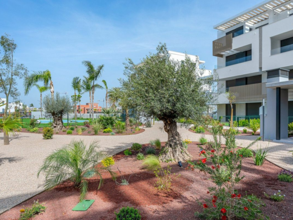 2-bedroom Apartment In Los Alcázares, Spain (87 M²)