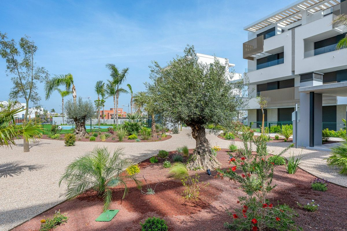 2-bedroom Apartment In Los Alcázares, Spain (87 M²)
