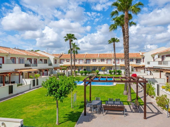 3-bedroom House In Rojales, Spain (115 M²)