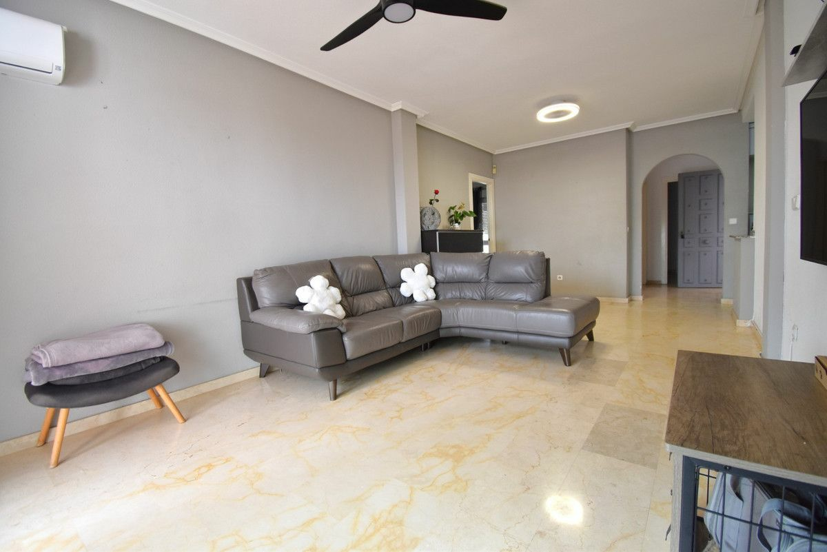 2-bedroom Apartment In Orihuela Costa, Spain (71 M²)