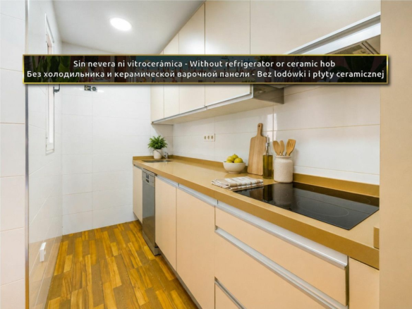 2-bedroom Apartment In Torrevieja, Spain (82 M²)