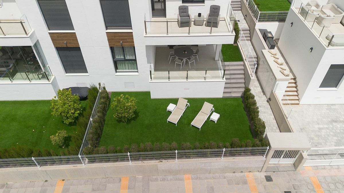 2-bedroom Apartment In Orihuela, Spain (98 M²)