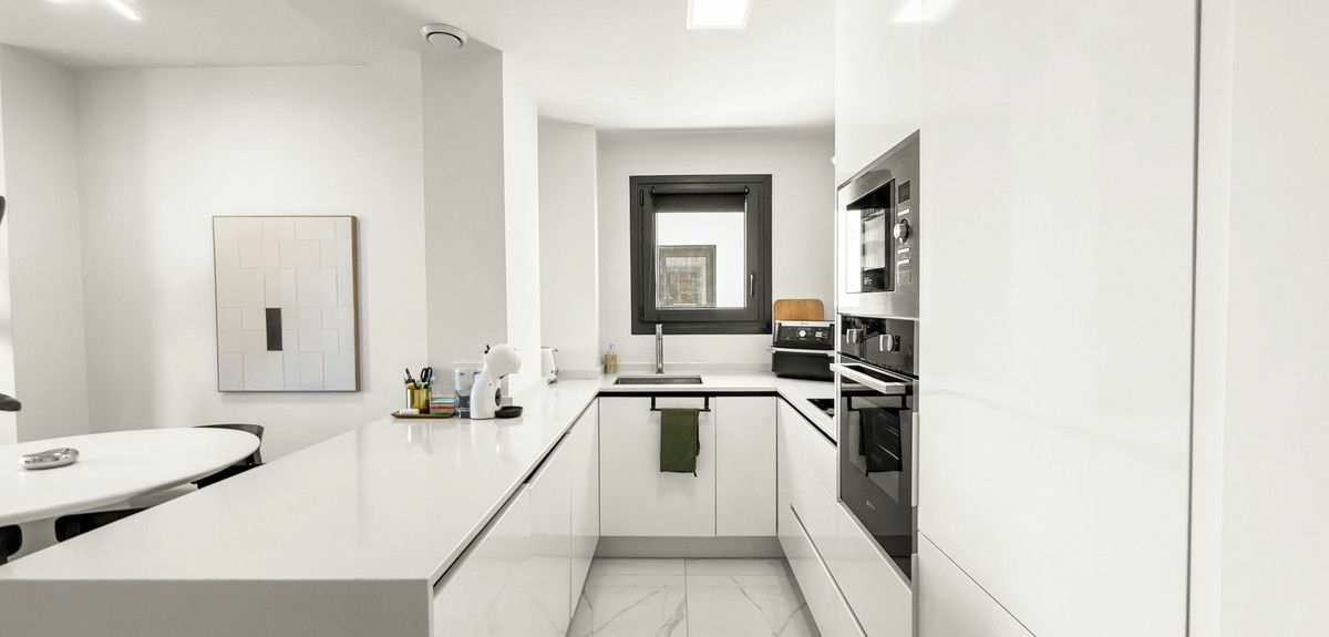2-bedroom Apartment In Orihuela Costa, Spain (85 M²)