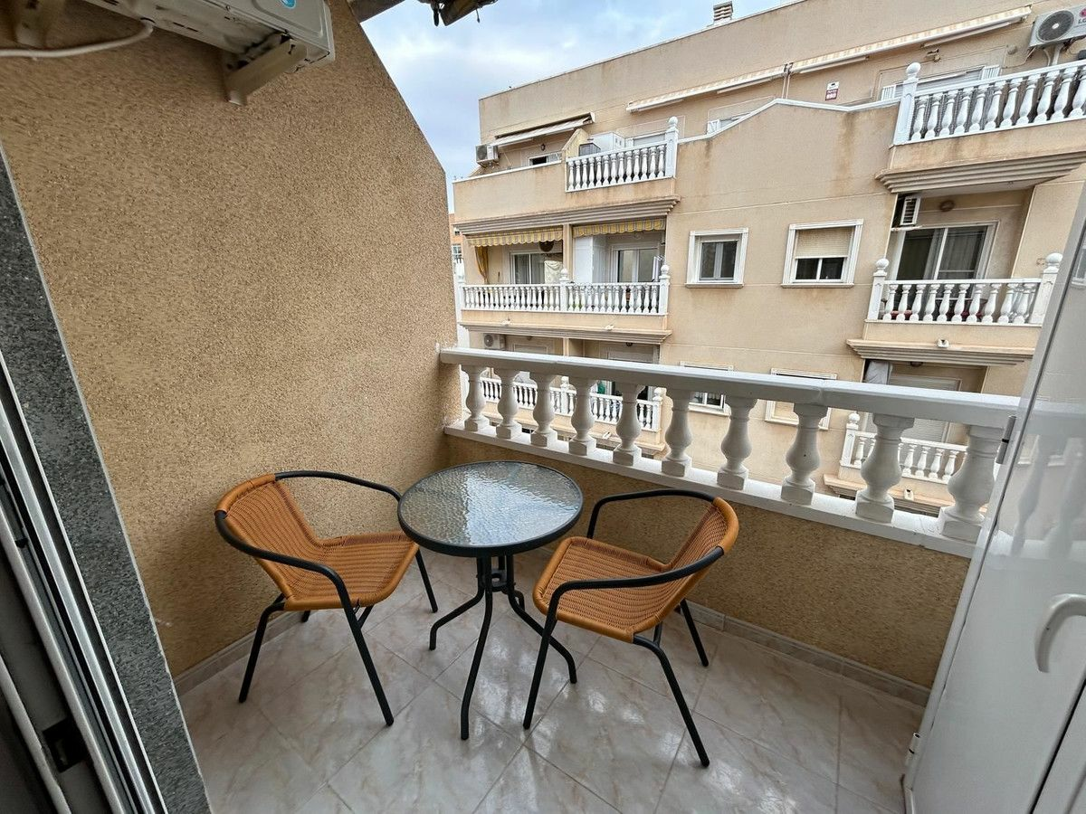2-bedroom Apartment In Torrevieja, Spain (60 M²)