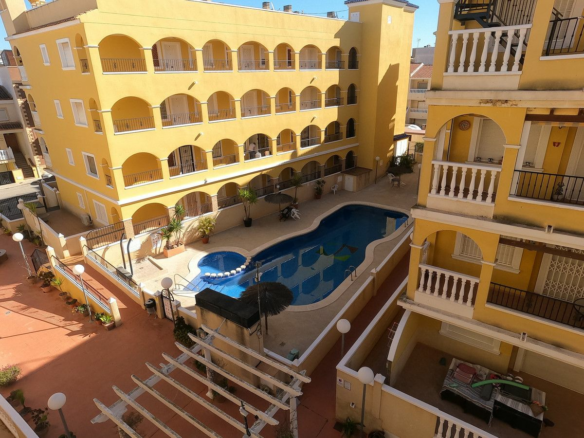 2-bedroom Apartment In Algorfa, Spain (55 M²)