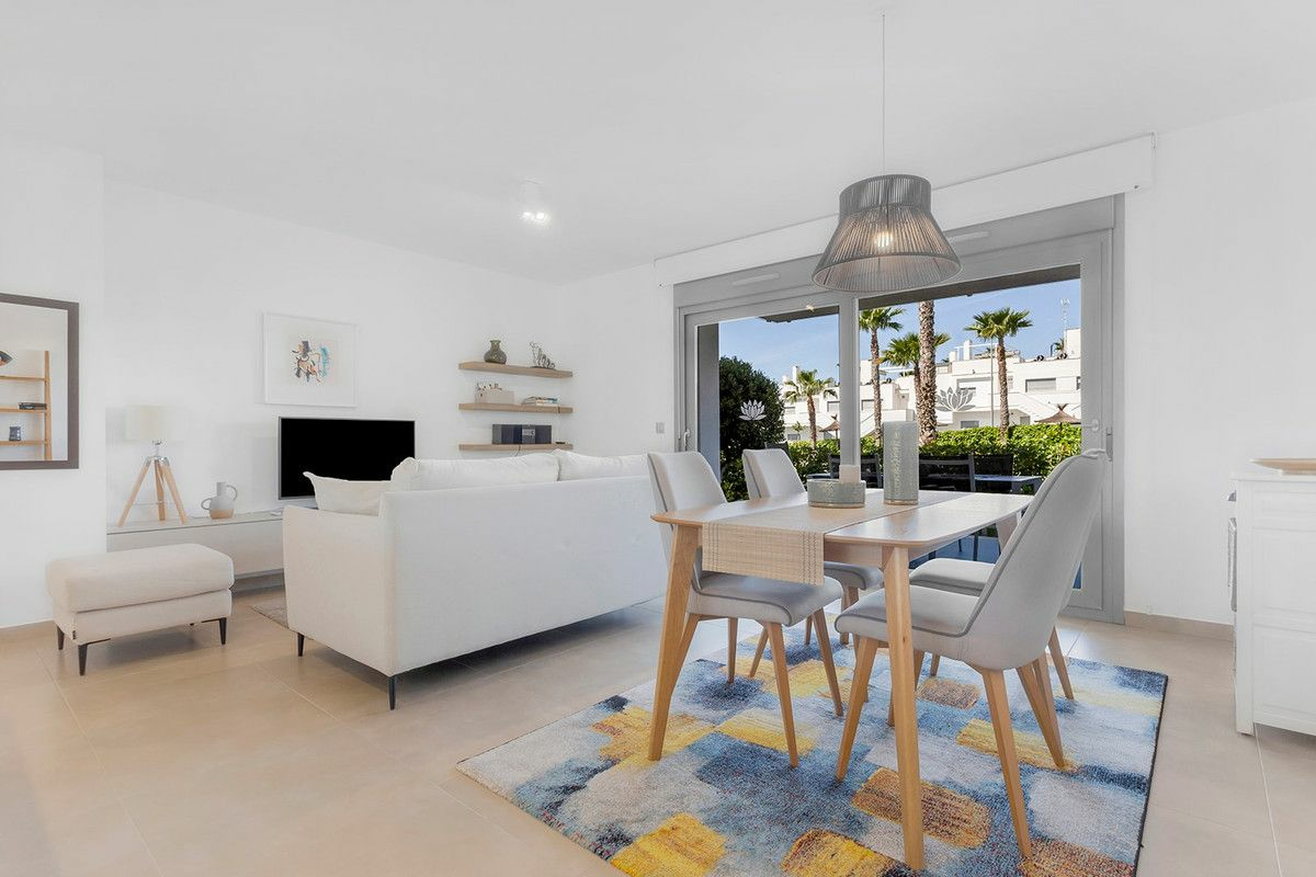 2-bedroom Apartment In Orihuela, Spain (79 M²)