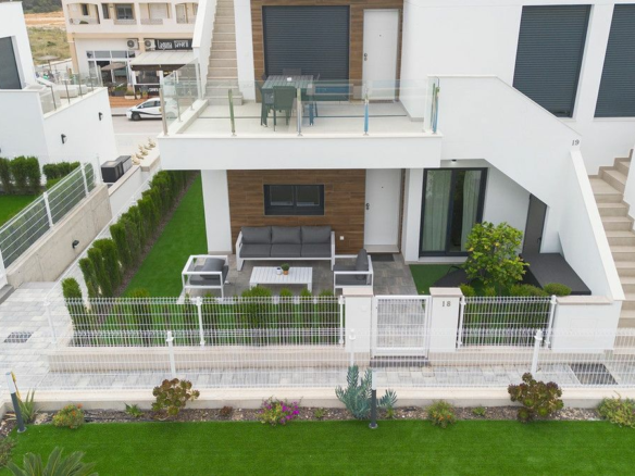 2-bedroom Apartment In Orihuela, Spain (98 M²)