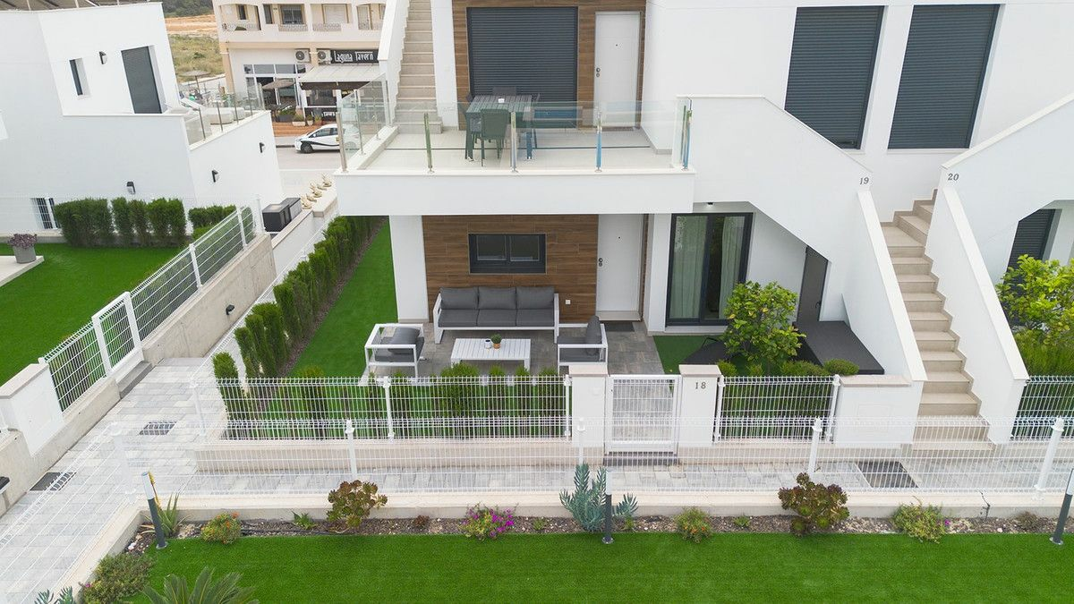 2-bedroom Apartment In Orihuela, Spain (98 M²)