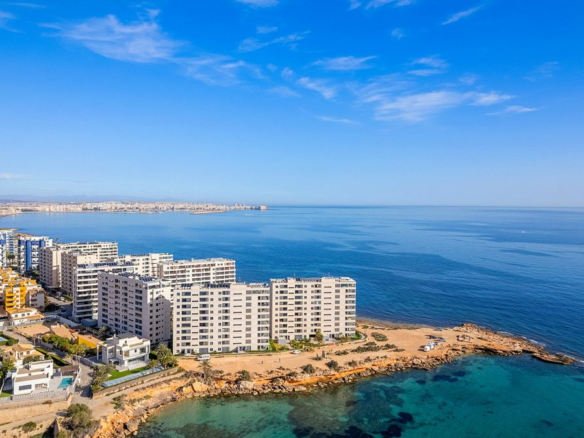 3-bedroom Apartment In Orihuela Costa, Spain (95 M²)