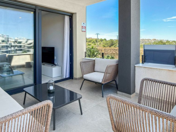 2-bedroom Apartment In Orihuela Costa, Spain (85 M²)