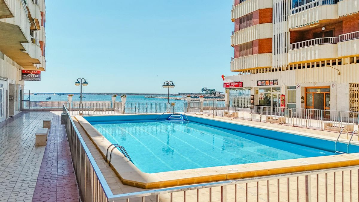 Apartment In Torrevieja