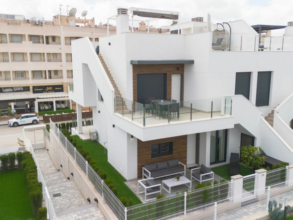 2-bedroom Apartment In Orihuela, Spain (98 M²)