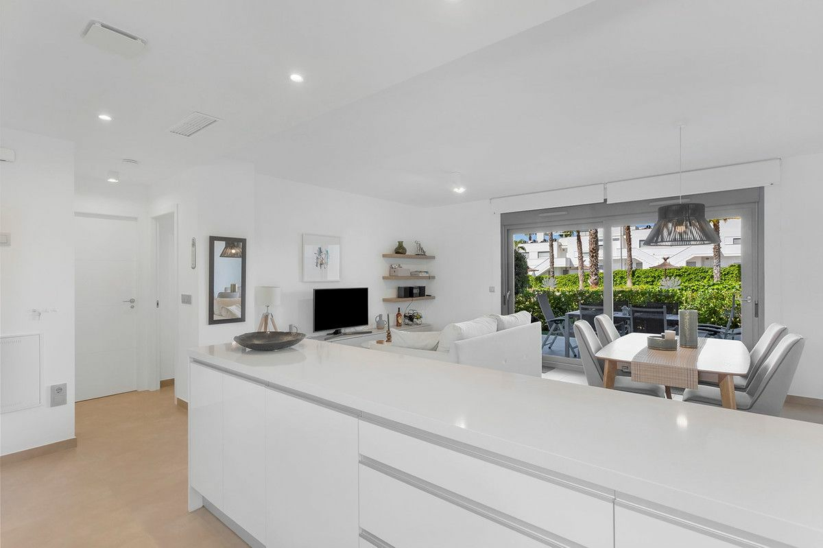 2-bedroom Apartment In Orihuela, Spain (79 M²)