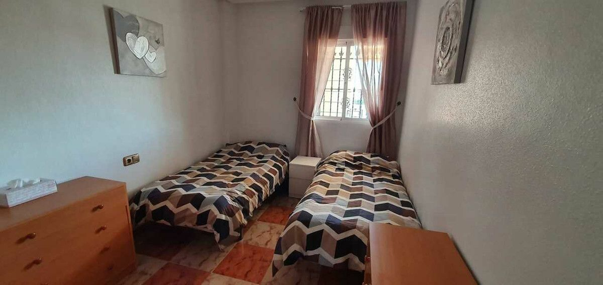 2-bedroom Apartment In Cabo Roig, Spain (72 M²)