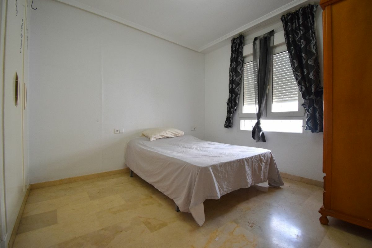 2-bedroom Apartment In Orihuela Costa, Spain (71 M²)