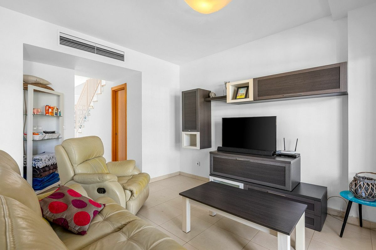 3-bedroom House In Rojales, Spain (115 M²)