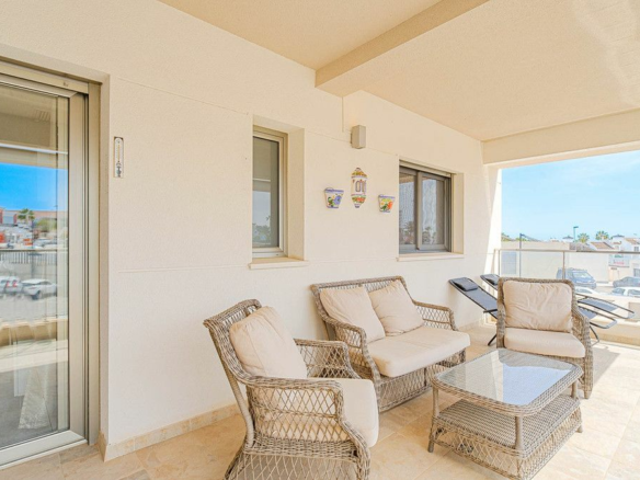2-bedroom Apartment In Orihuela Costa, Spain (91 M²)