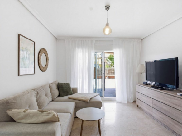 2-bedroom Apartment In Orihuela Costa, Spain (79 M²)