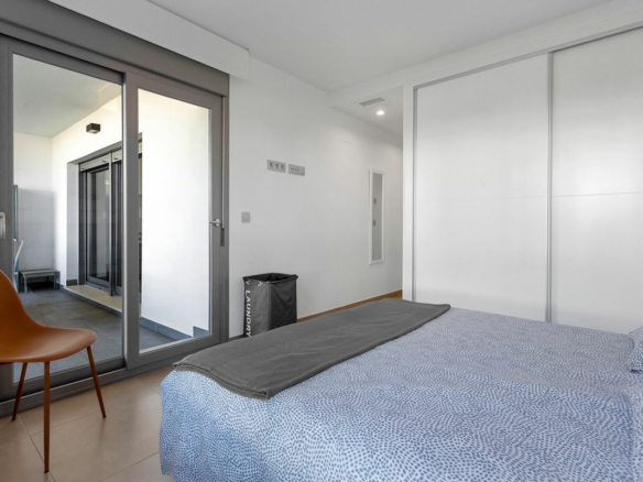 2-bedroom Apartment In Orihuela, Spain (79 M²)