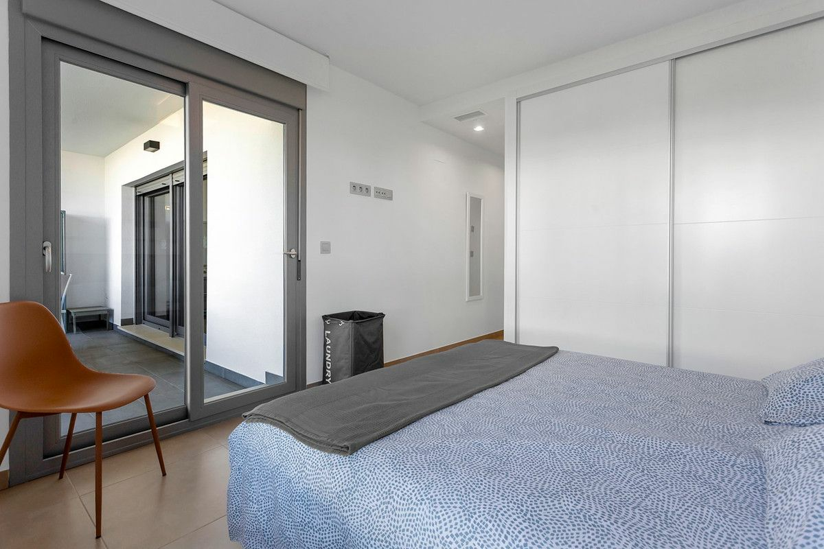 2-bedroom Apartment In Orihuela, Spain (79 M²)