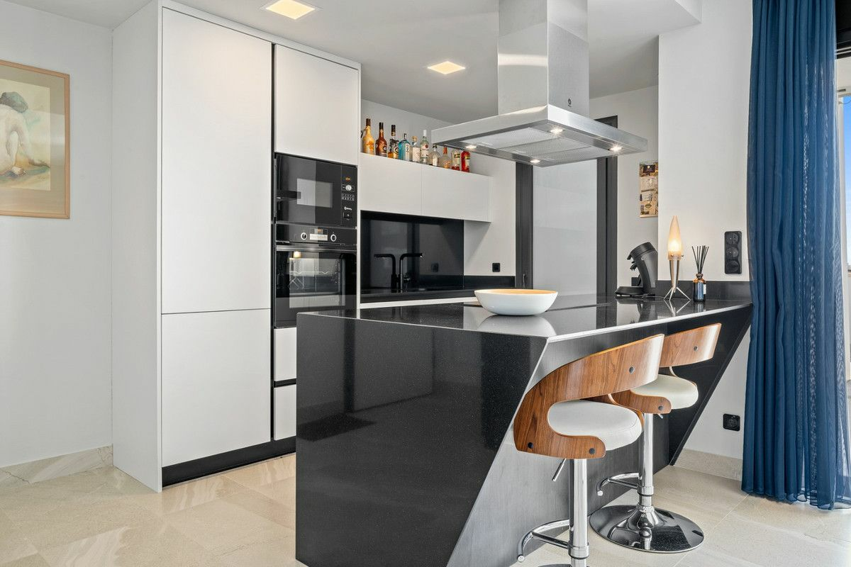 2-bedroom Apartment In Orihuela Costa, Spain (61 M²)