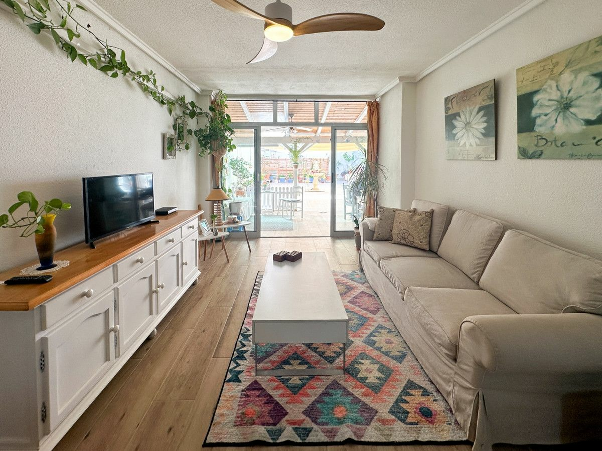 2-bedroom Apartment In Torrevieja, Spain (64 M²)