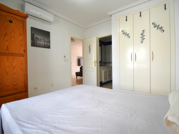 2-bedroom Apartment In Orihuela Costa, Spain (71 M²)