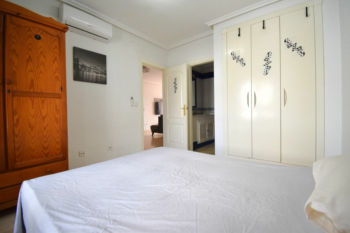 2-bedroom Apartment In Orihuela Costa, Spain (71 M²)