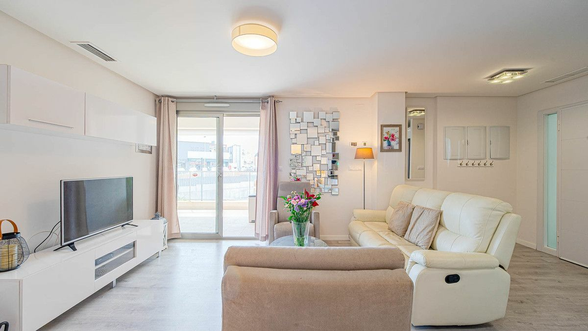 2-bedroom Apartment In Orihuela Costa, Spain (91 M²)