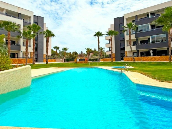2-bedroom Apartment In Orihuela Costa, Spain (85 M²)