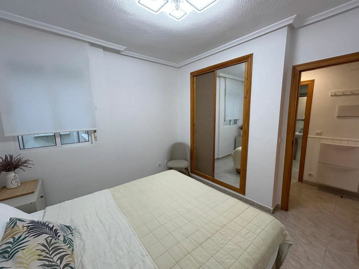 2-bedroom Apartment In Torrevieja, Spain (60 M²)