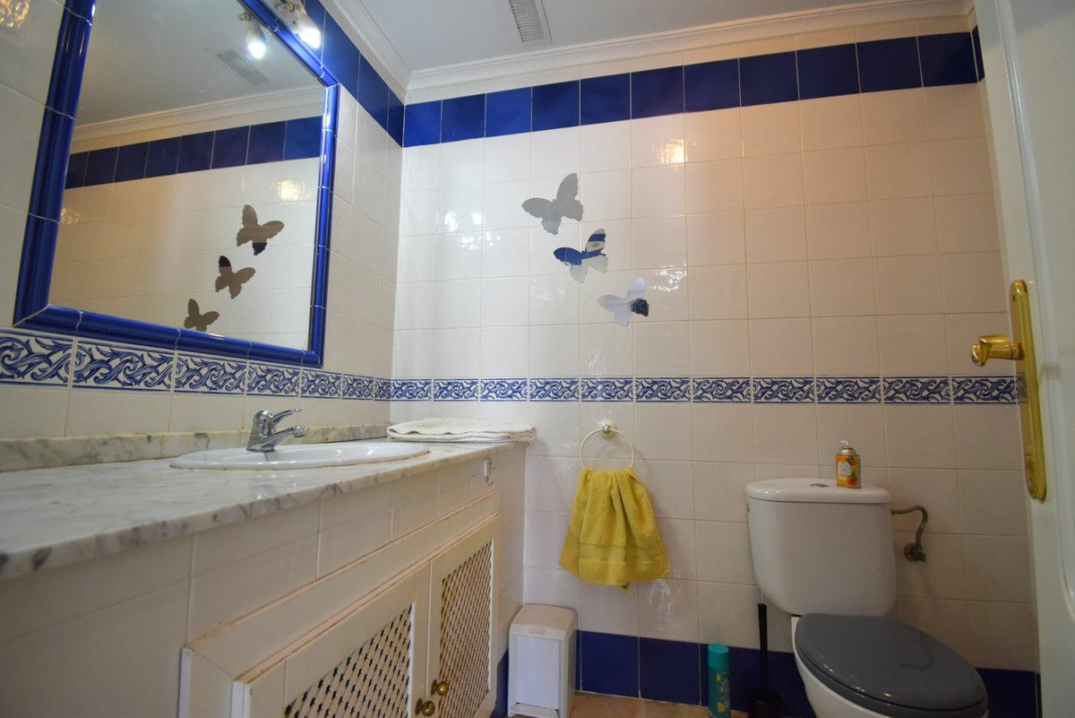 2-bedroom Apartment In Orihuela Costa, Spain (71 M²)