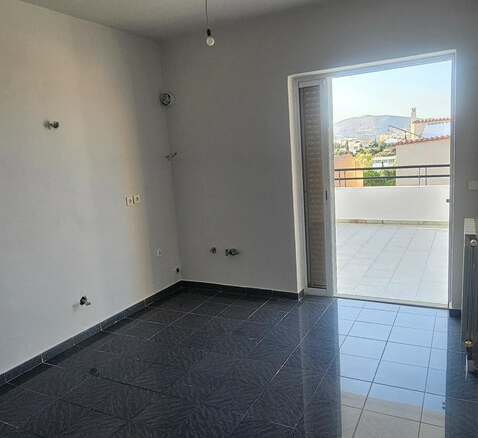 Flat 118 M2 In Lavrio, Greece