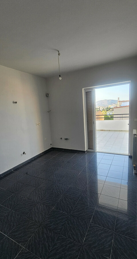 Flat 118 M2 In Lavrio, Greece