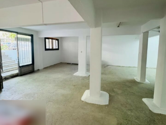 Flat In Kalamaria, Greece (144 M²)