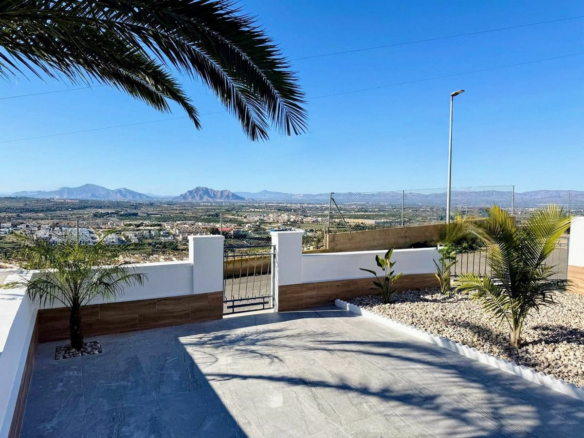 3-bedroom Villa In Rojales, Spain (80 M²)