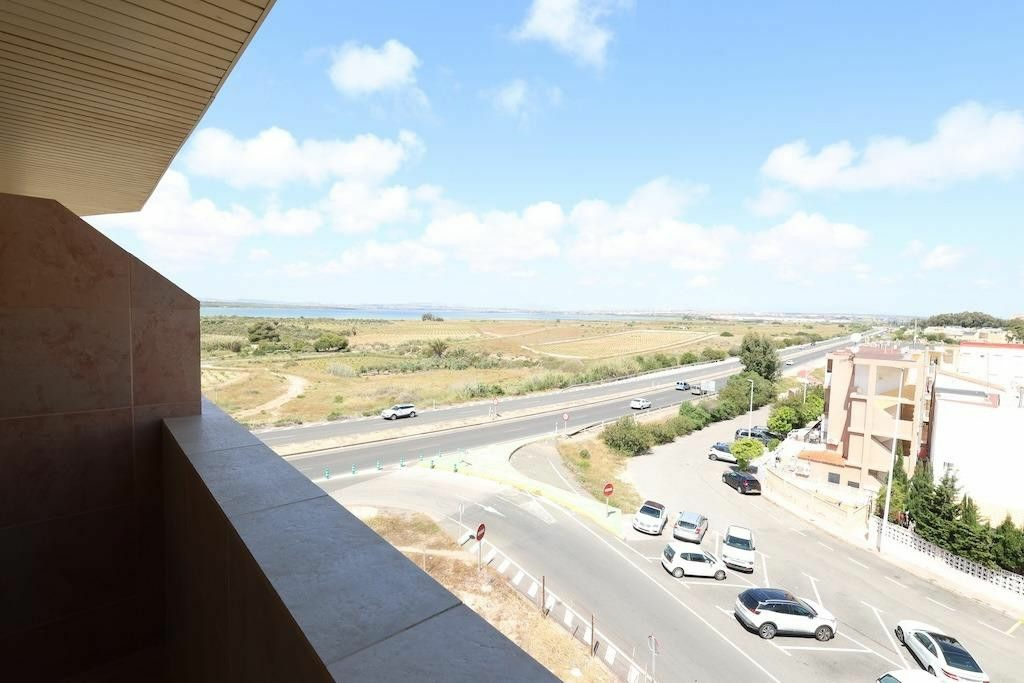 Apartment In Torrevieja