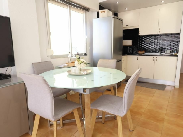 Apartment In Torrevieja
