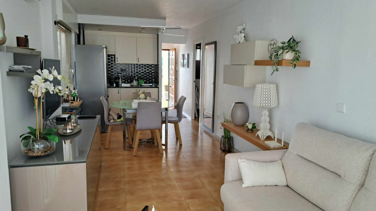 Apartment In Torrevieja