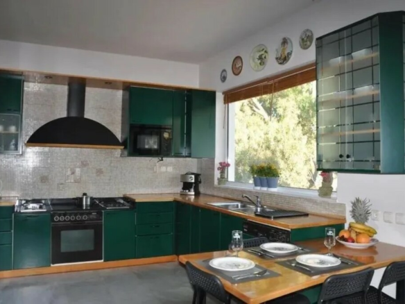 Detached House 415 M2 In Chersonisos, Greece