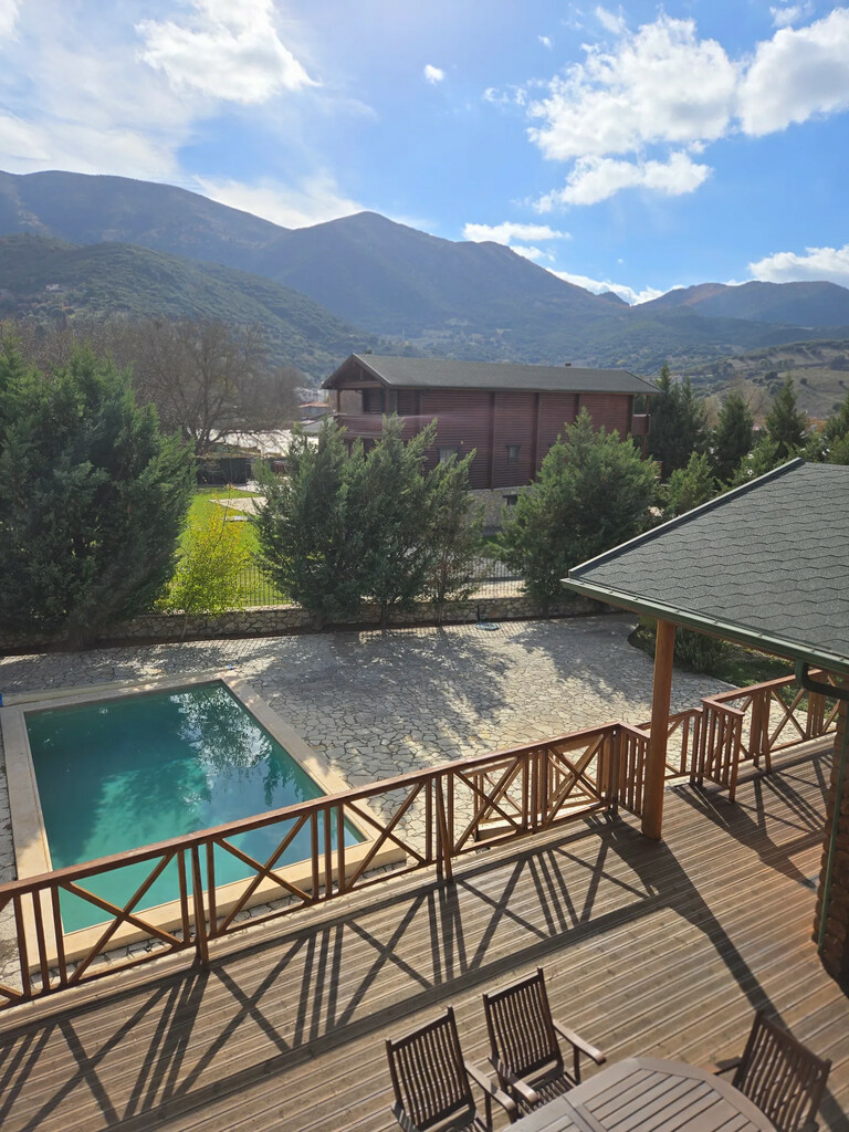 4bf5qv1sy3l-3654bc Detached House 420 M2 In Kalavrita, Greece
