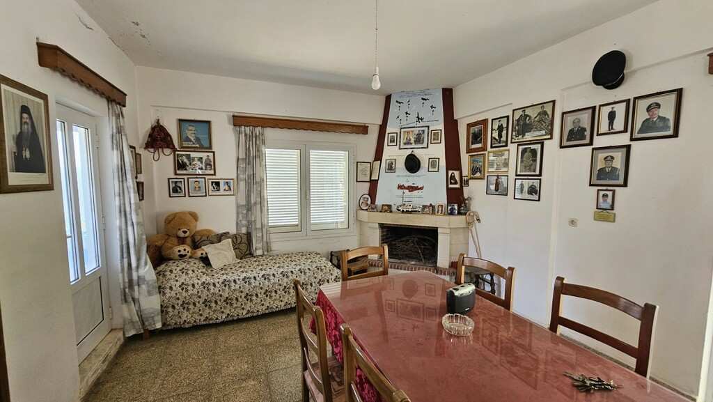 2-bedroom Detached House In Chersonisos, Greece (70 M²)