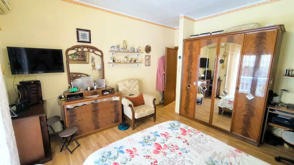 2-bedroom Flat In Katerini, Greece (115 M²)